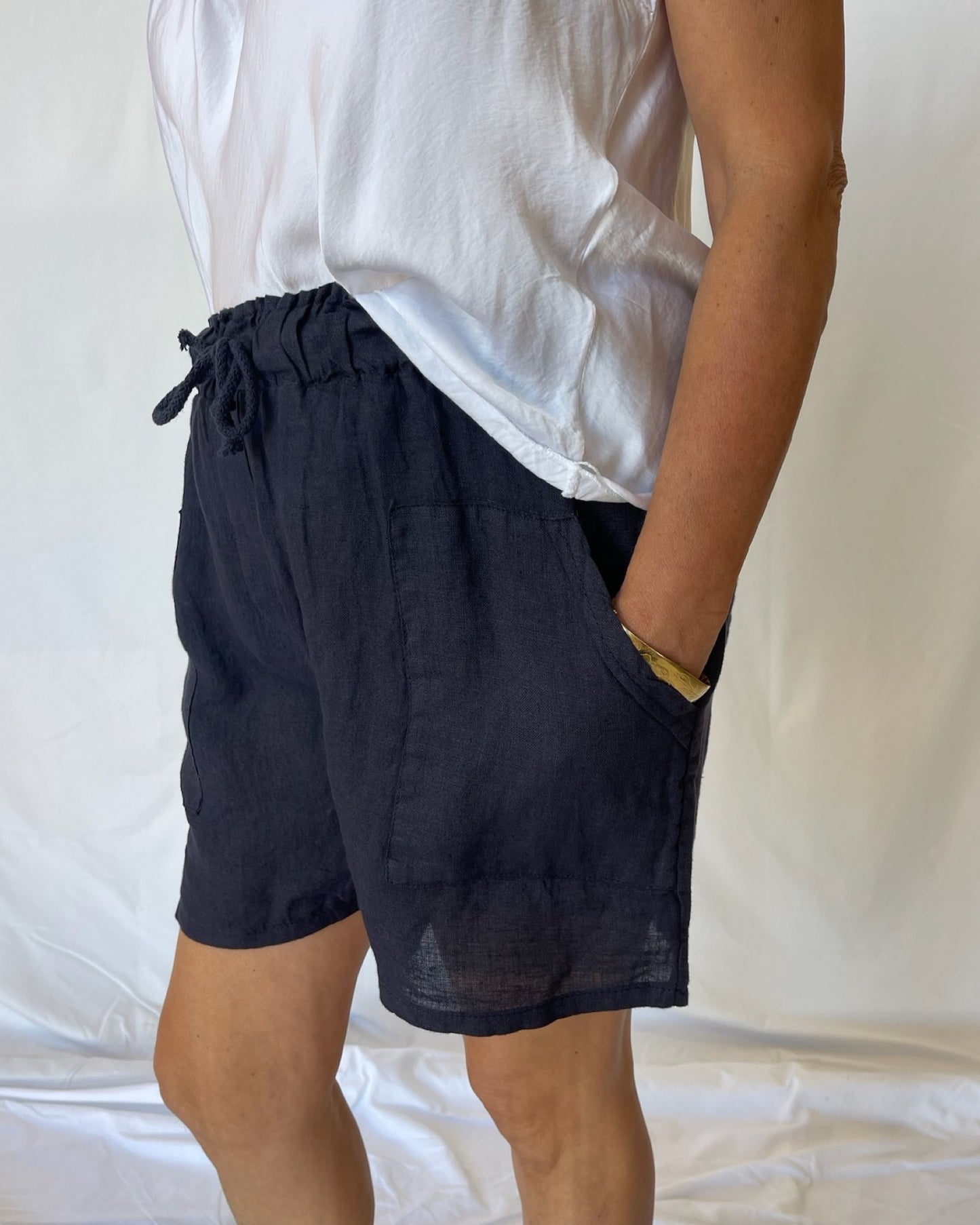 Linen Shorts - Navy