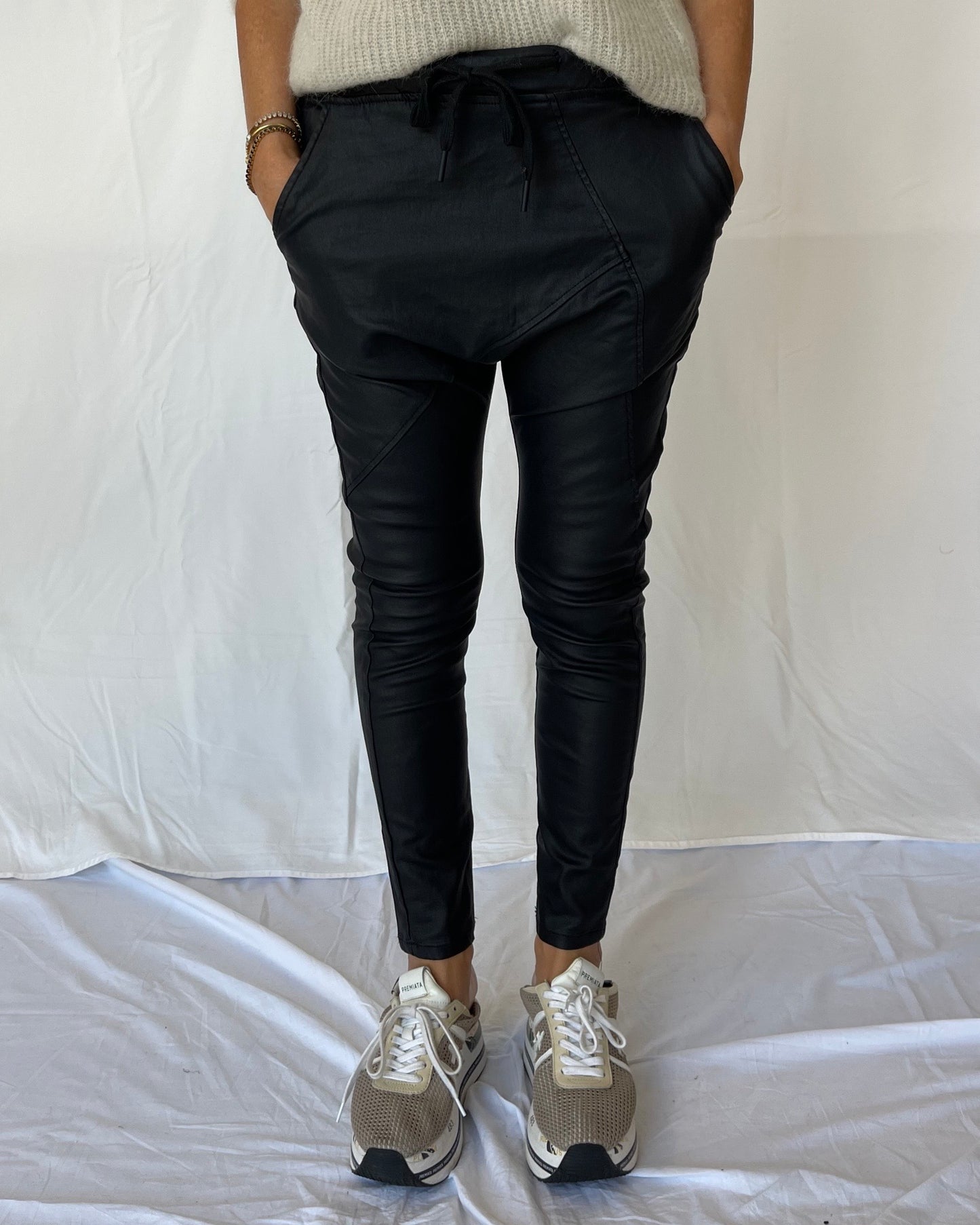 Waxed Jogger Pant - Black