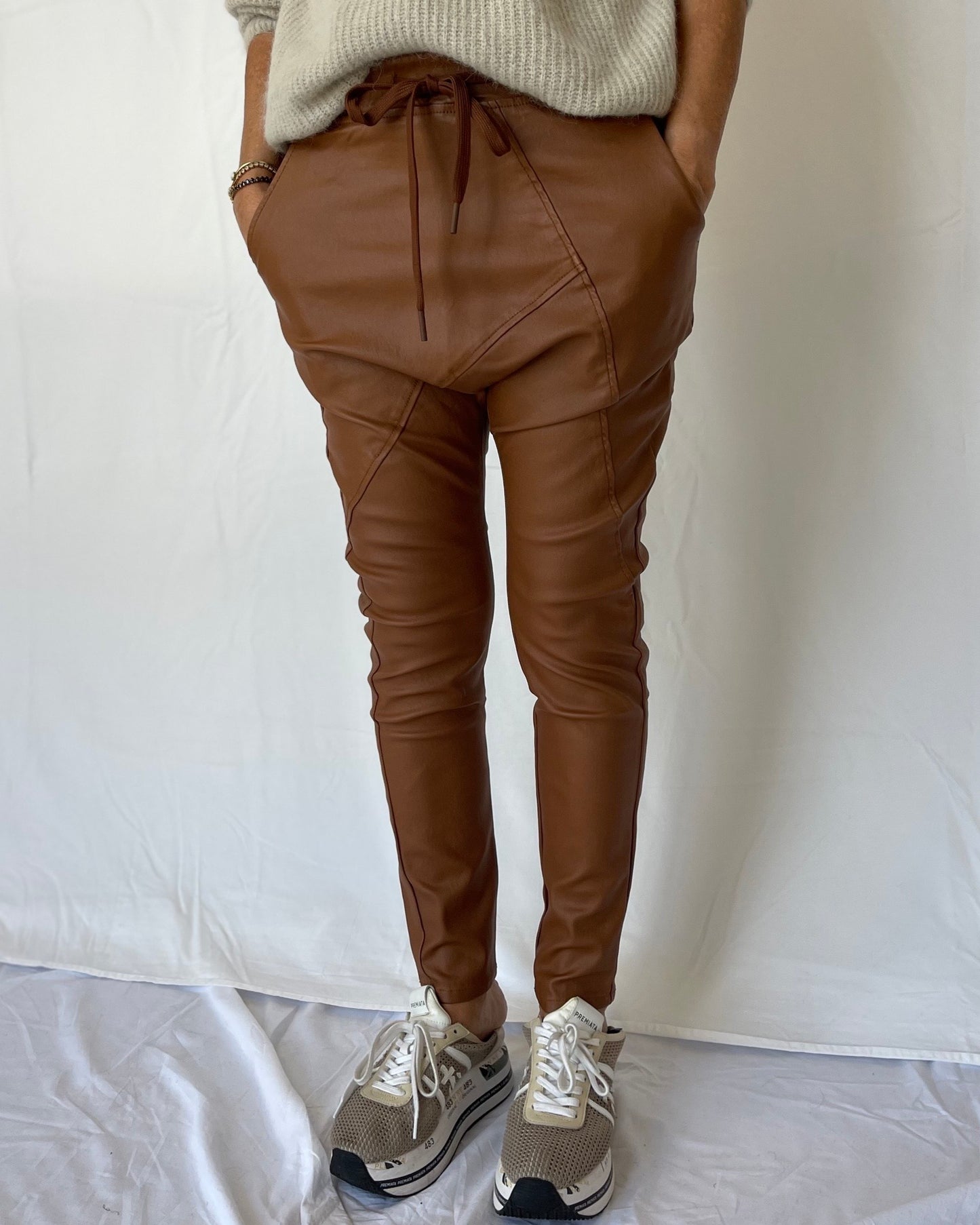 Waxed Jogger Pant - Tan