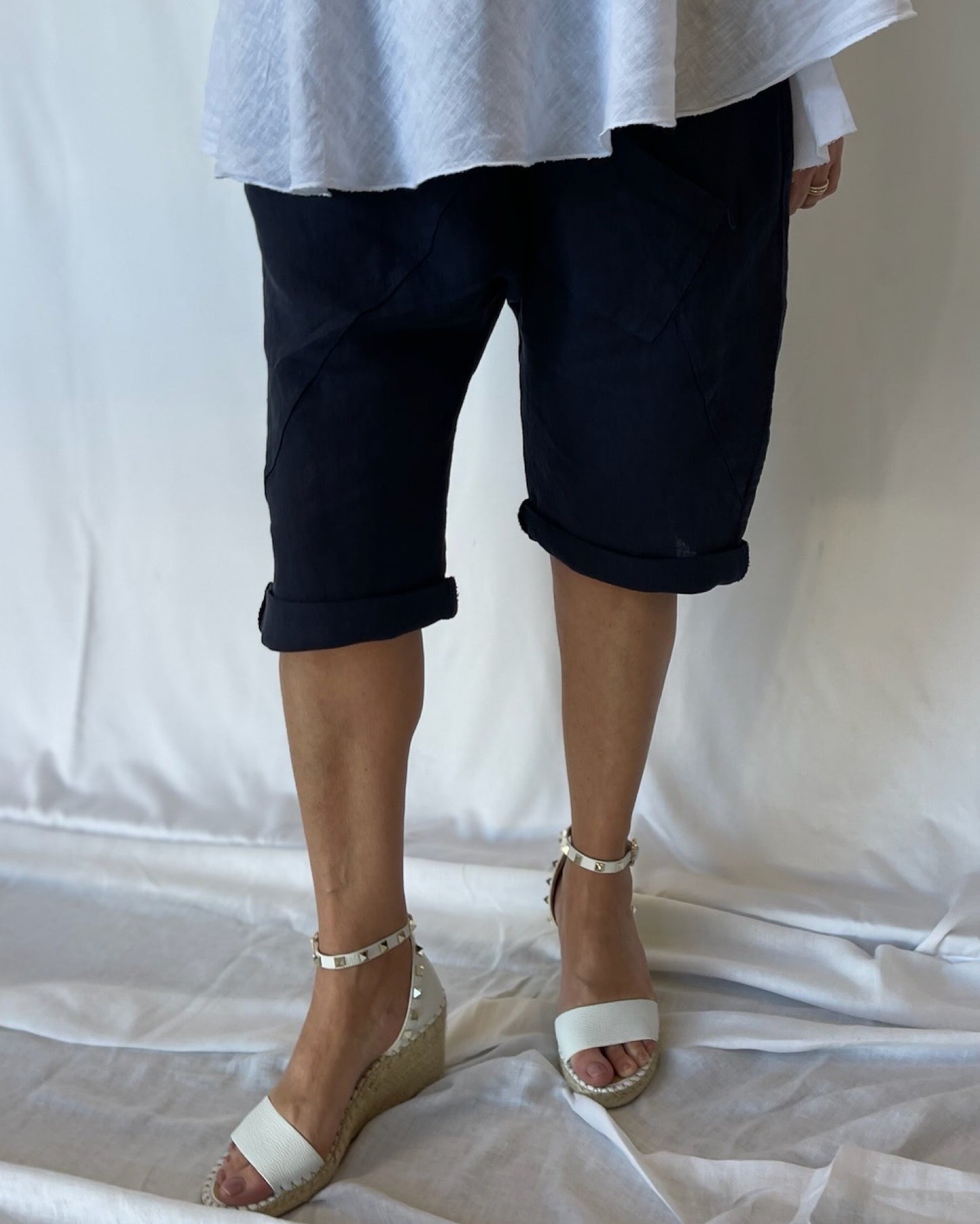 Longline Linen Shorts - Navy