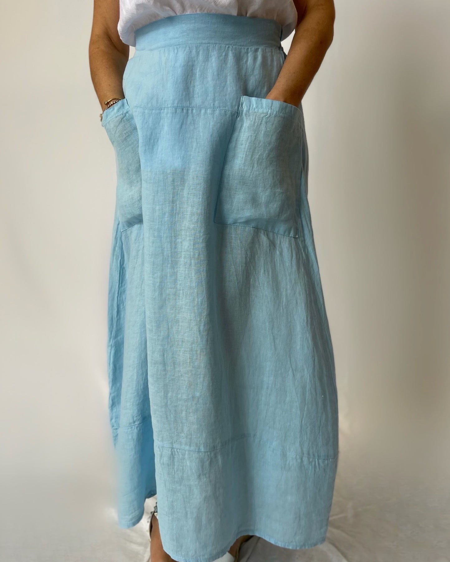 Pocket Linen Skirt- Sky