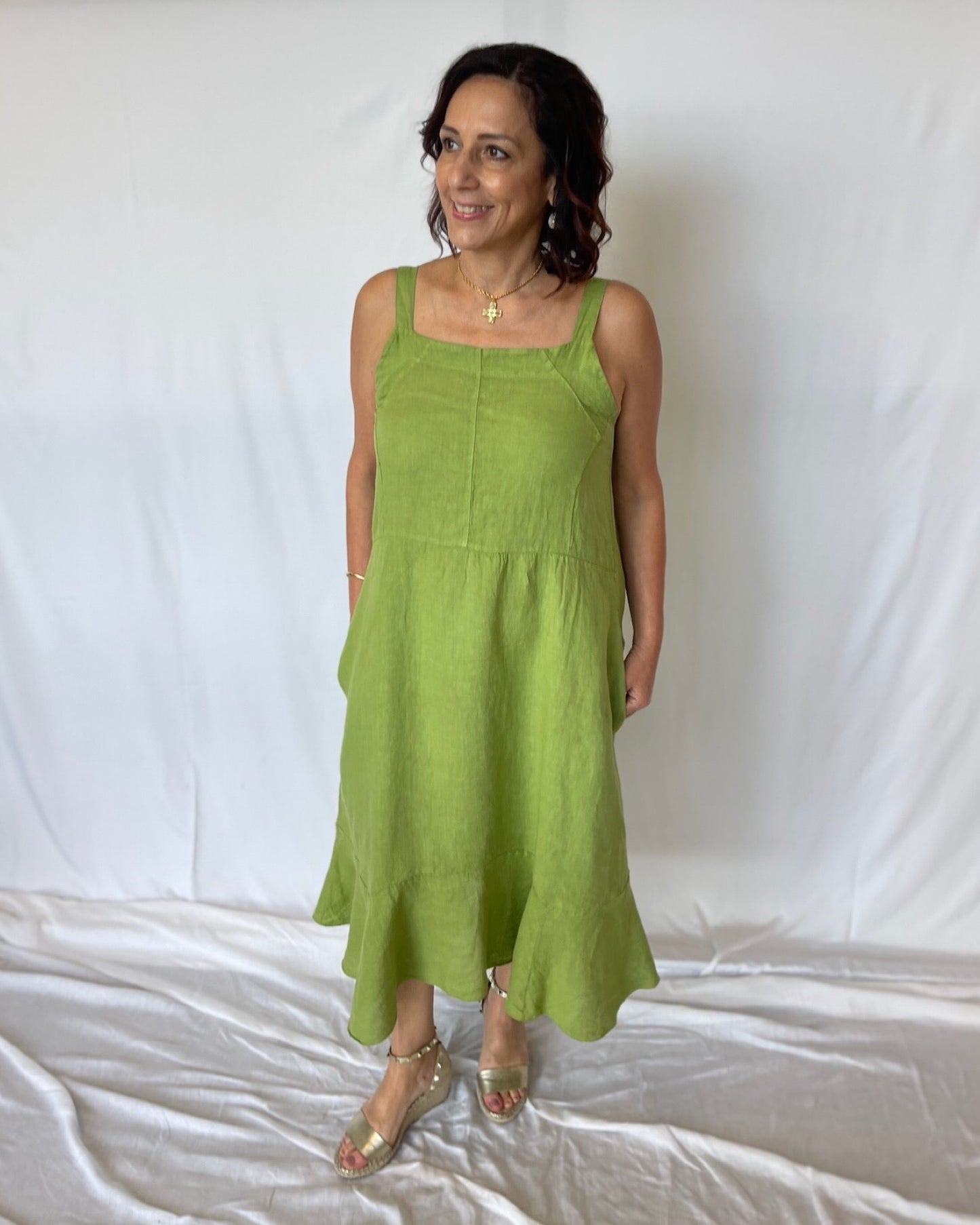 Swing Dress Linen- Olive